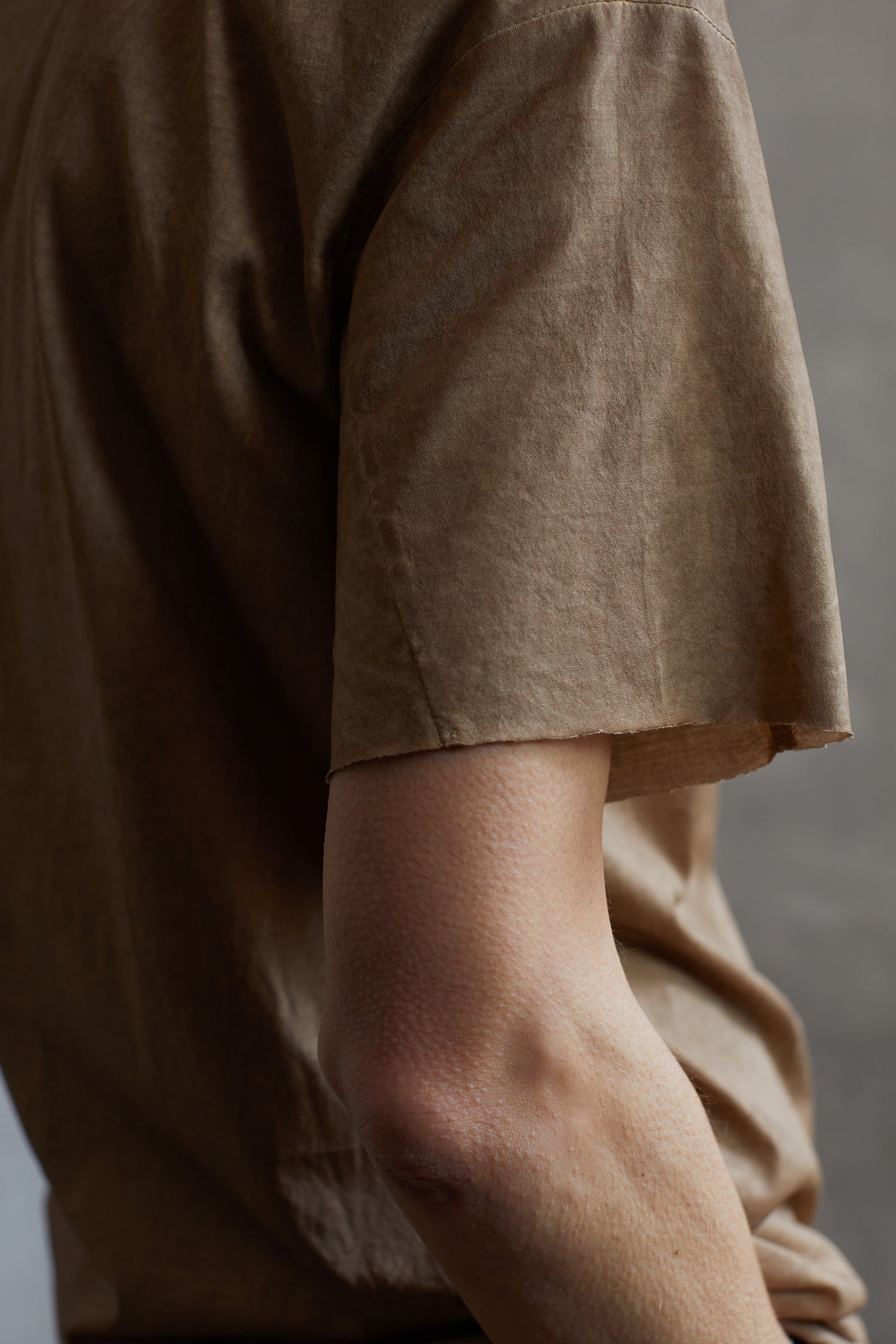 Dyed, aged and versatile mulberry silk crew neck t-shirt