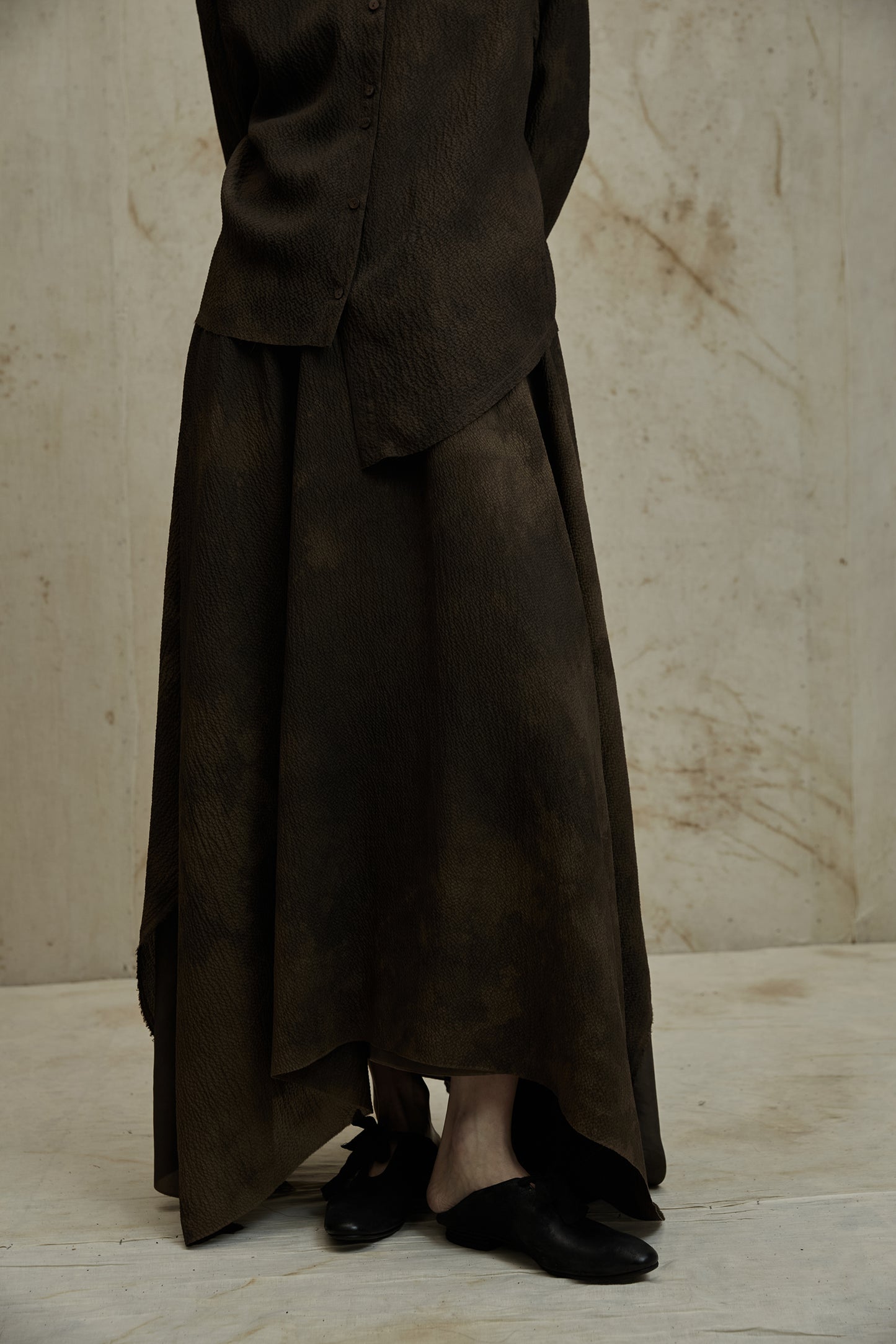 Mud Dye Classical Silk Asymmetric Shirt and Skirt Set